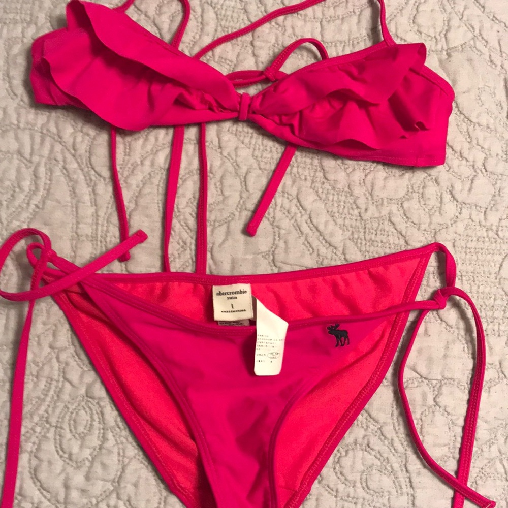 Abercrombie kids bikini. Fuscia size large.